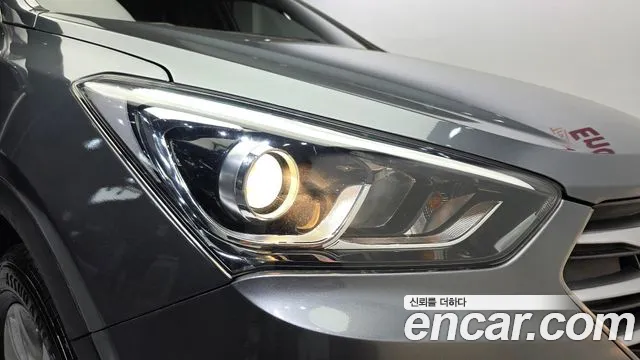 Hyundai Santafe 2018 — фото 8