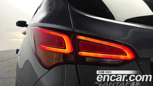 Hyundai Santafe 2018 — фото 9