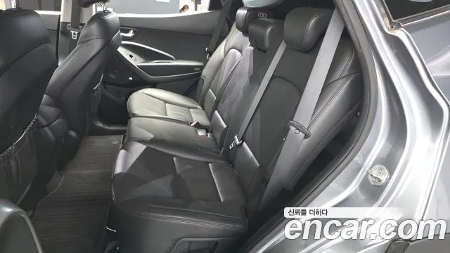 Hyundai Santafe 2018 — фото 16