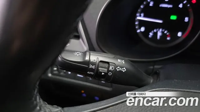 Hyundai Santafe 2018 — фото 29