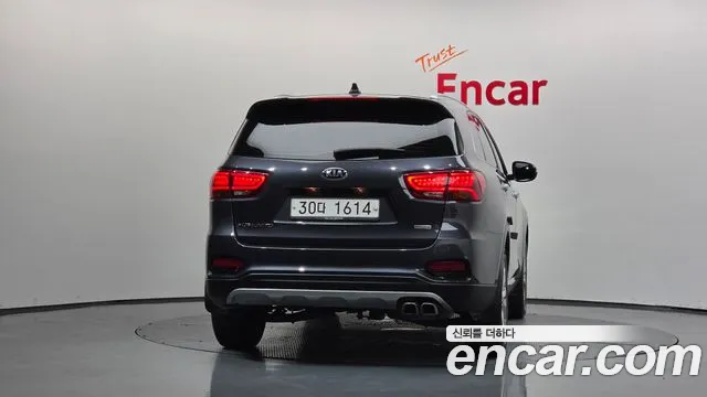Kia Sorento 2018 — фото 4