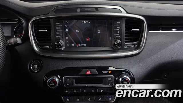 Kia Sorento 2018 — фото 19