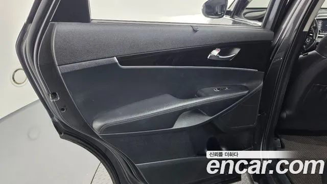 Kia Sorento 2018 — фото 15