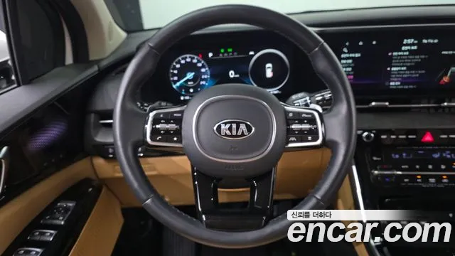 Kia Canival 2021 — фото 14
