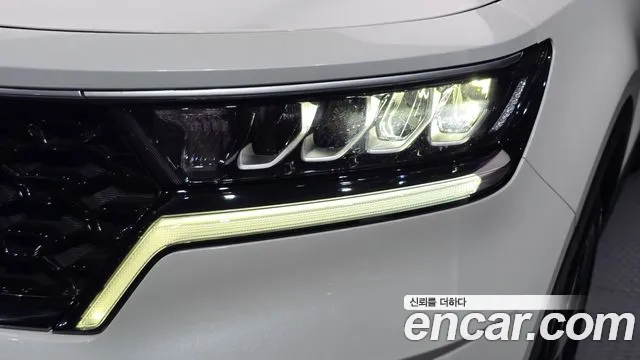 Kia Sorento 2022 — фото 8