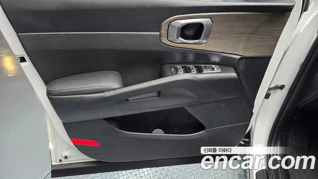 Kia Sorento 2022 — фото 14