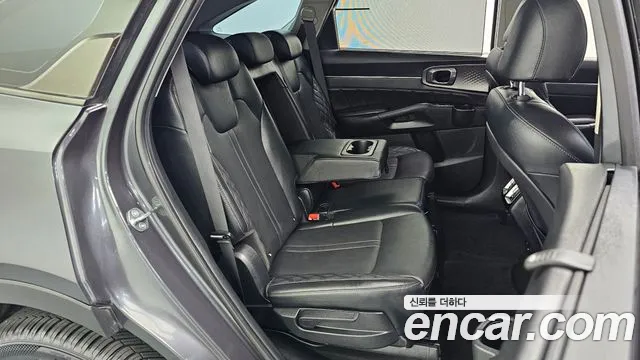 Kia Sorento 2023 — фото 17