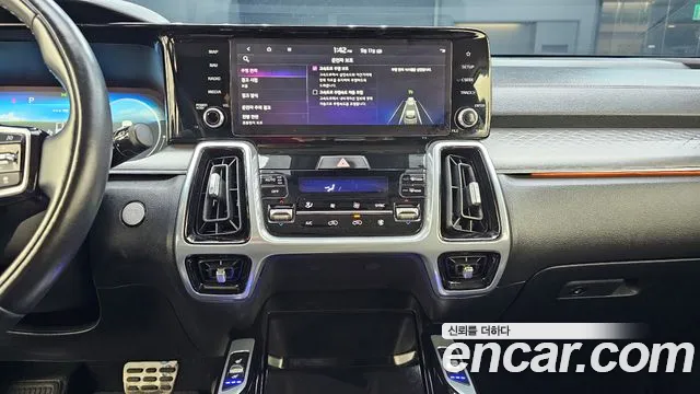 Kia Sorento 2023 — фото 20