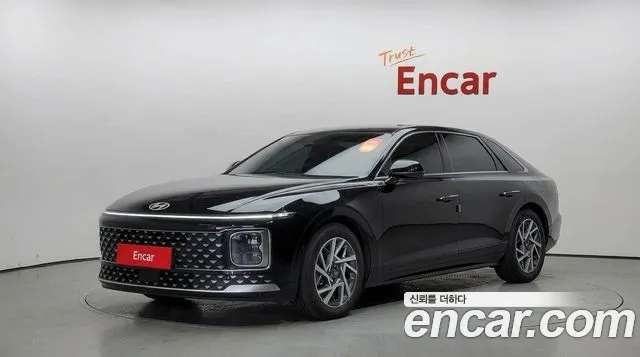 Hyundai Grandeur 2023 — фото 1