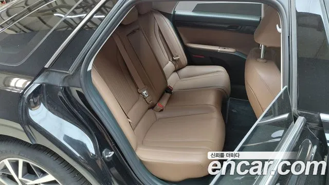 Hyundai Grandeur 2023 — фото 17
