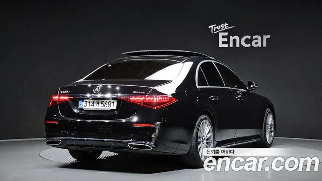 Mercedes-Benz S-Class 2023 — фото 2