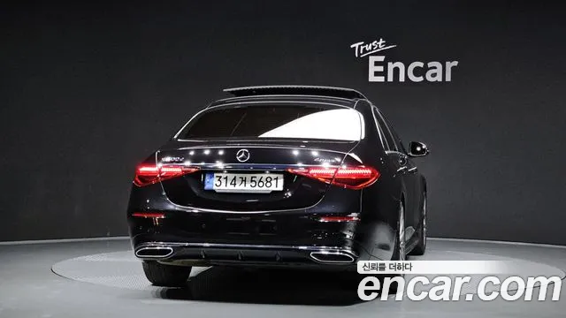 Mercedes-Benz S-Class 2023 — фото 4