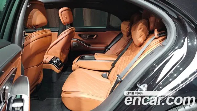 Mercedes-Benz S-Class 2023 — фото 16