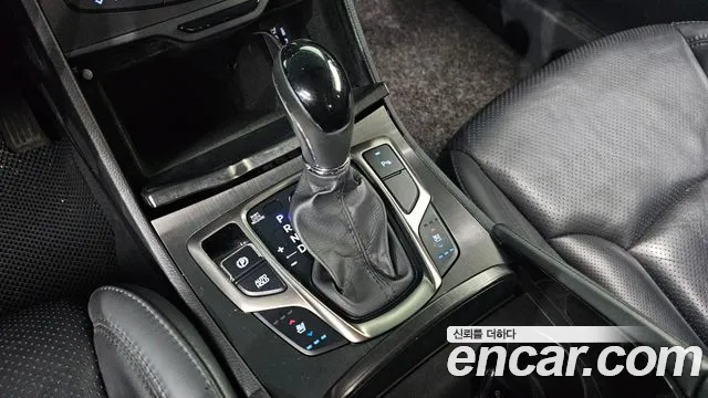 Hyundai Grandeur 2015 — фото 12