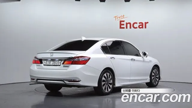 Honda Accord 2017 — фото 2