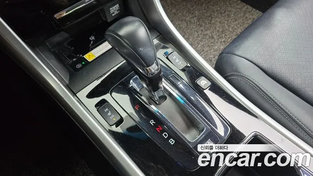 Honda Accord 2017 — фото 12