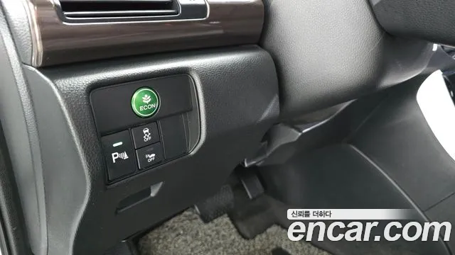 Honda Accord 2017 — фото 23