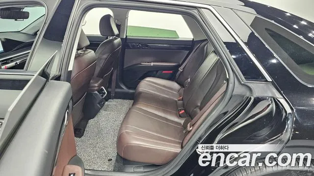 Hyundai Grandeur 2023 — фото 17