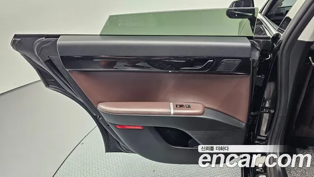 Hyundai Grandeur 2023 — фото 15