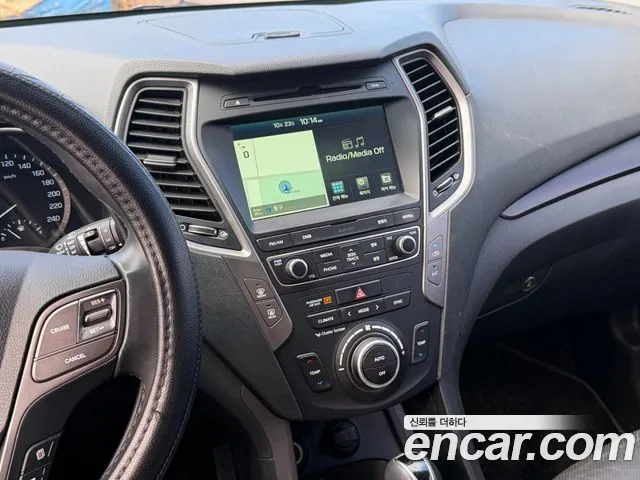 Hyundai Santafe 2017 — фото 9