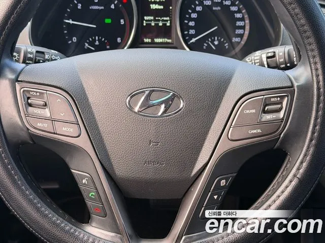 Hyundai Santafe 2017 — фото 10