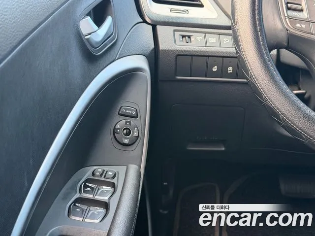 Hyundai Santafe 2017 — фото 14