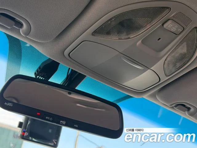 Hyundai Santafe 2017 — фото 16