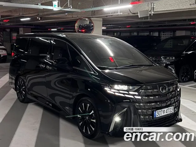 Toyota Alphard 2027 — фото 1