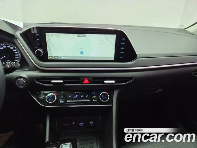 Hyundai Sonata 2022 — фото 14