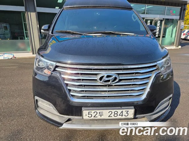 Hyundai Starex 2019 — фото 1