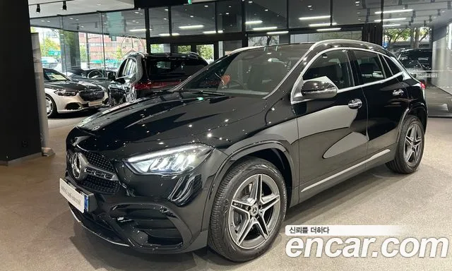 Mercedes-Benz GLA-Class 2026 — фото 1