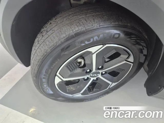 Kia Niro 2022 — фото 19