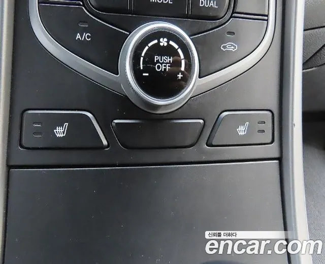 Hyundai AVANTE 2014 — фото 12