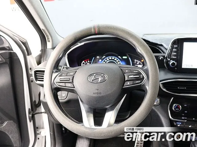 Hyundai Santafe 2019 — фото 18