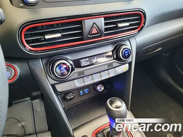 Hyundai Kona 2018 — фото 12