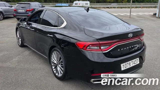Hyundai Grandeur 2018 — фото 12