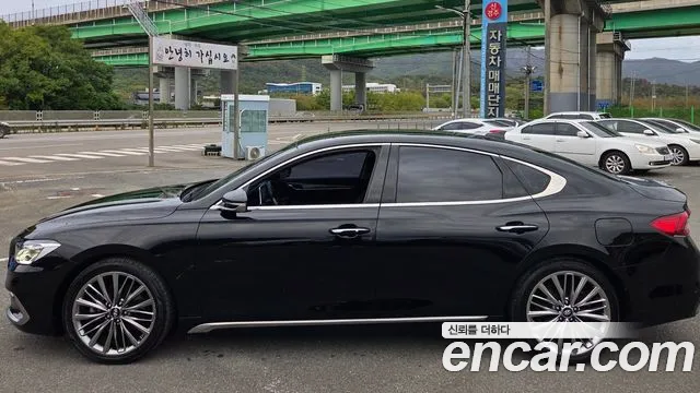 Hyundai Grandeur 2018 — фото 13