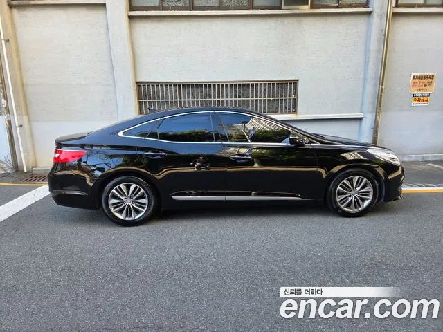 Hyundai Grandeur 2015 — фото 11