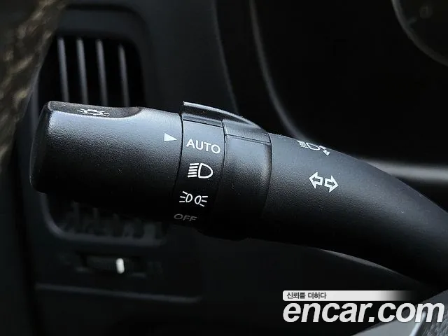 Hyundai Starex 2019 — фото 14
