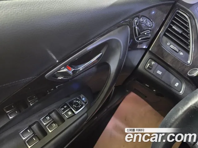 Hyundai Grandeur 2016 — фото 17