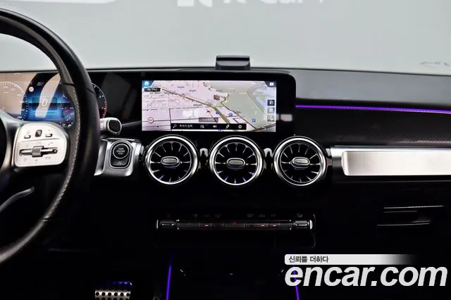 Mercedes-Benz GLB-Class 2021 — фото 10
