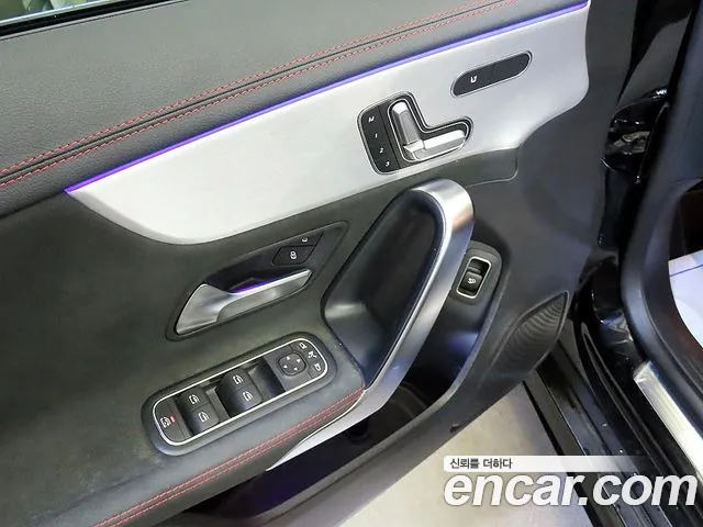 Mercedes-Benz CLA-Class 2020 — фото 13
