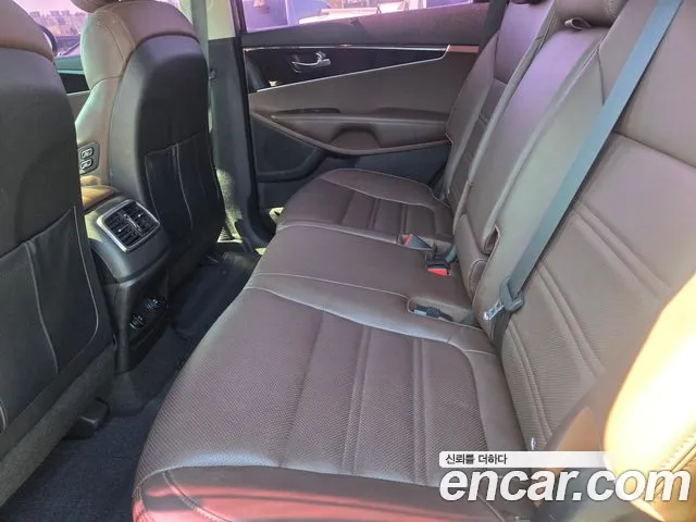 Kia Sorento 2017 — фото 15