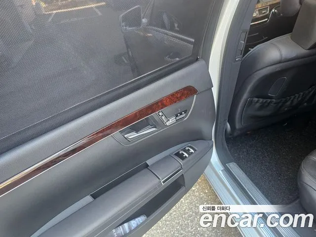 Mercedes-Benz S-Class 2010 — фото 12