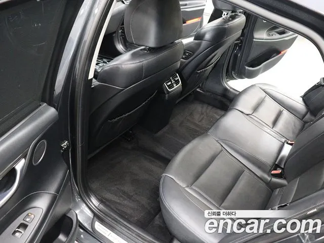 Hyundai Grandeur 2017 — фото 12