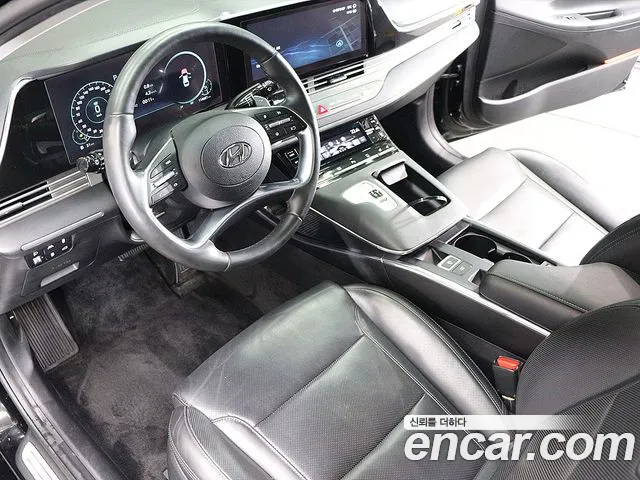 Hyundai Grandeur 2023 — фото 16