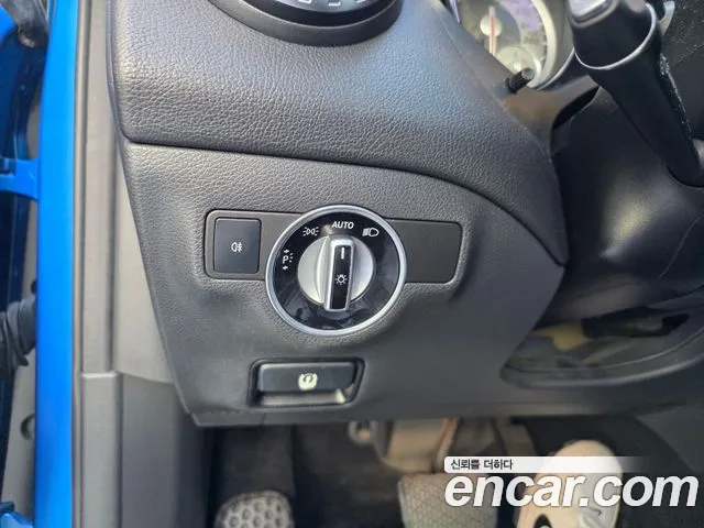 Mercedes-Benz GLA-Class 2015 — фото 12