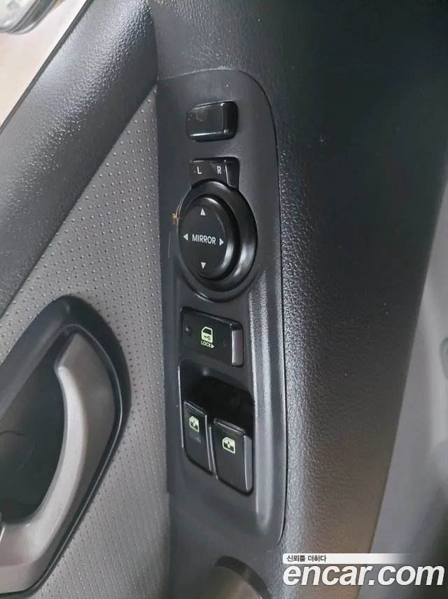 Hyundai Starex 2015 — фото 13