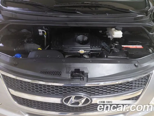 Hyundai Starex 2015 — фото 20