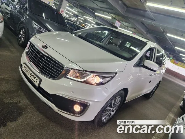 Kia Canival 2018 — фото 3